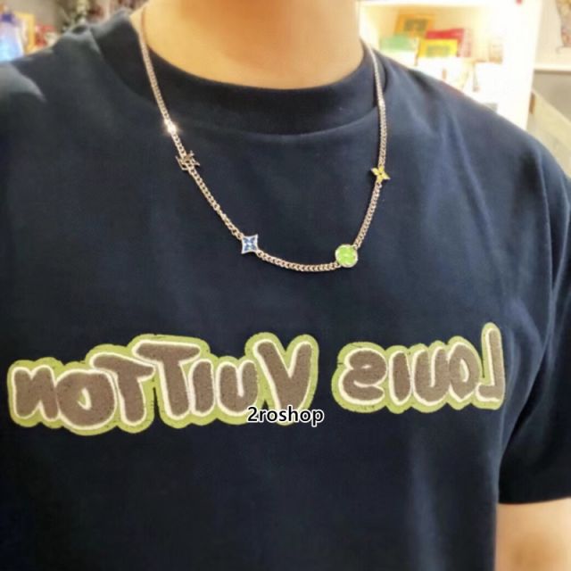 LV 목걸이