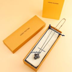 LV 목걸이