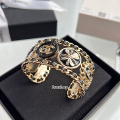 CHANEL 팔찌