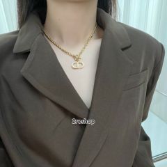 DIOR 목걸이