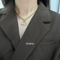 DIOR 목걸이