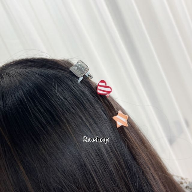 Miu Miu 헤어핀