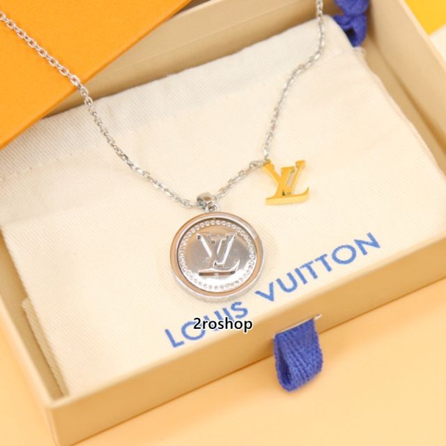 LV 목걸이