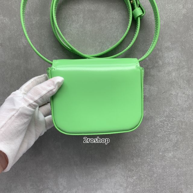 셀린느트리오페미니백