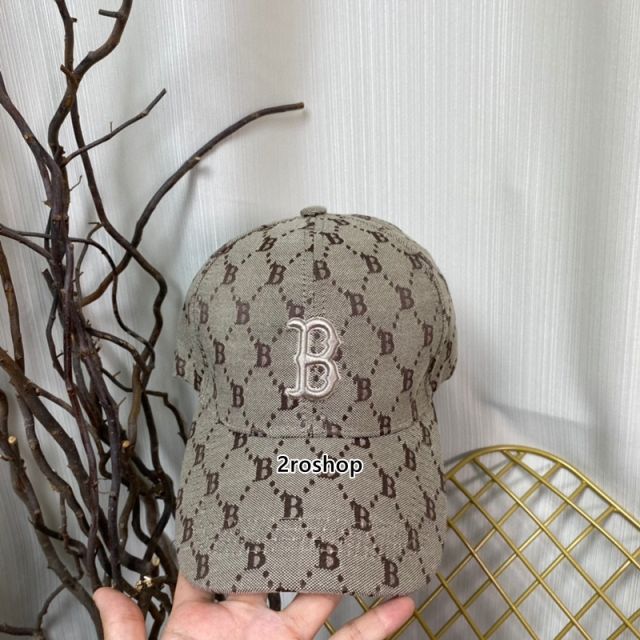 Balenciaga 모자