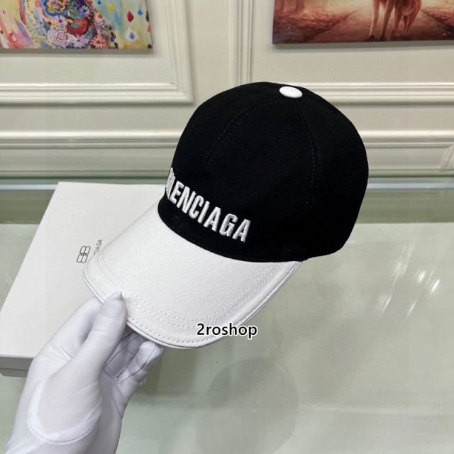 Balenciaga 모자
