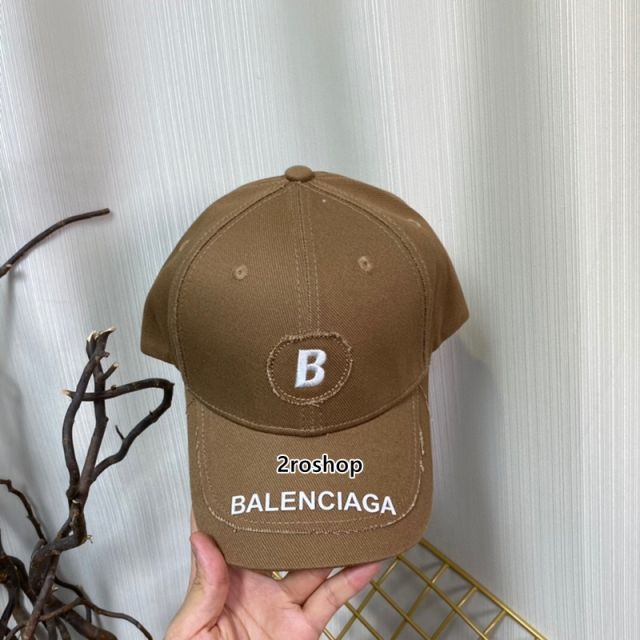Balenciaga 모자