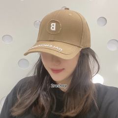 Balenciaga 모자