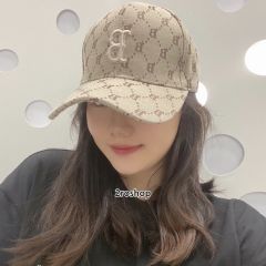 Balenciaga 모자