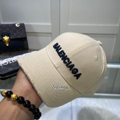 Balenciaga 모자