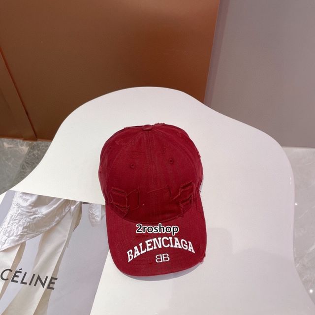 Balenciaga 모자