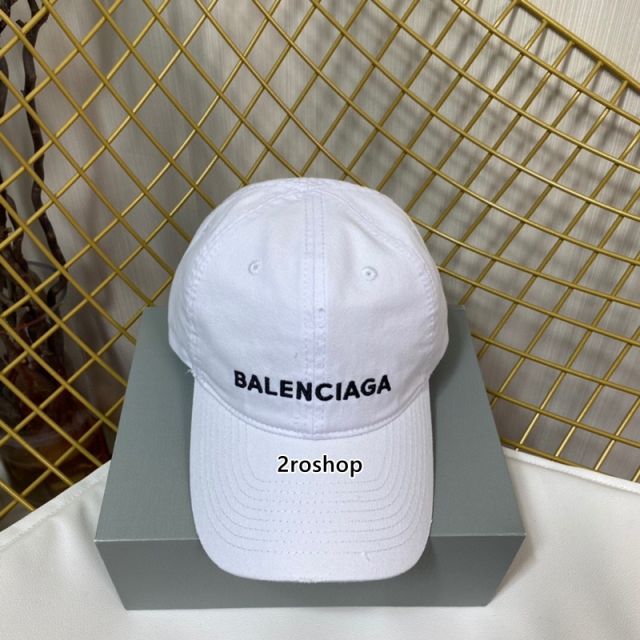 Balenciaga 모자