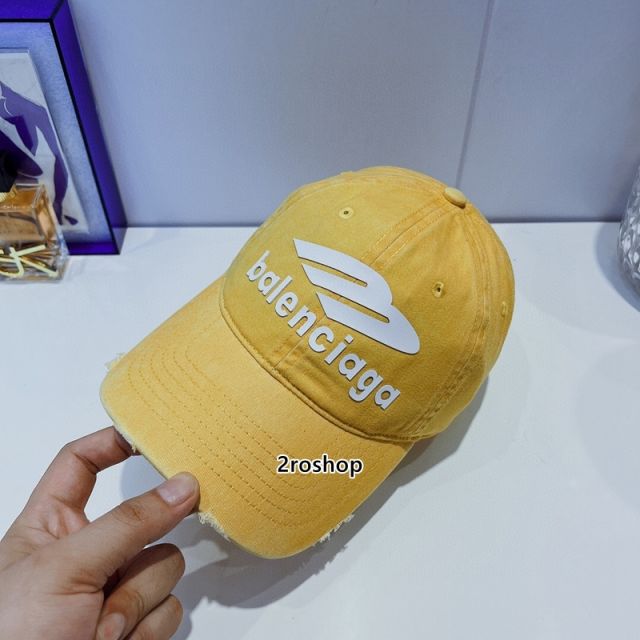 Balenciaga 모자