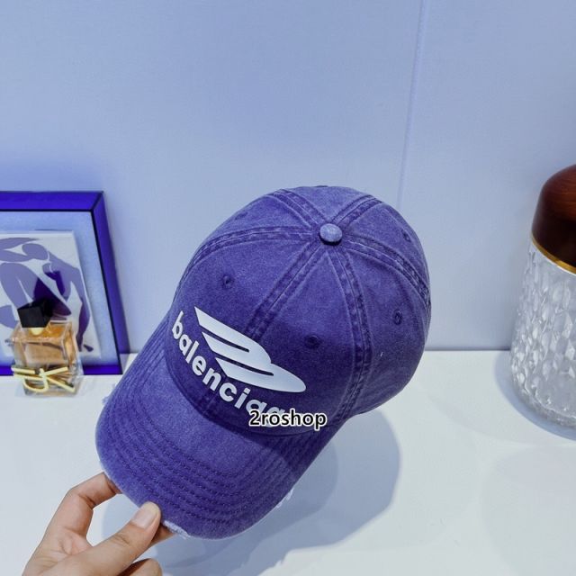 Balenciaga 모자