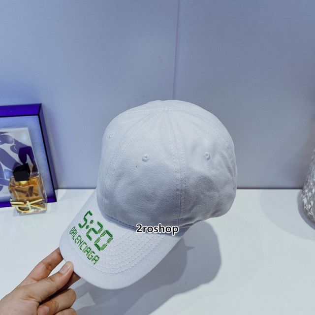 Balenciaga 모자