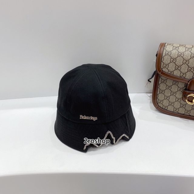 Balenciaga 모자