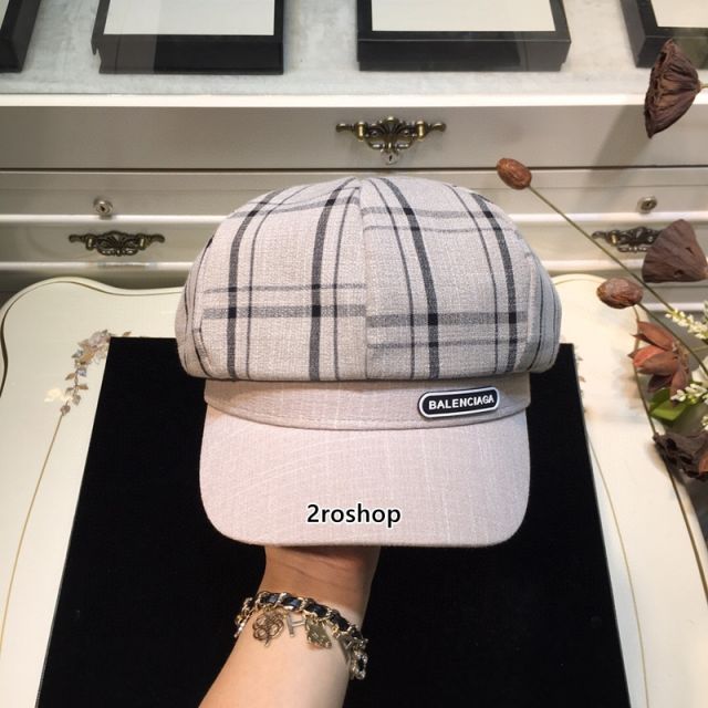 Balenciaga 모자