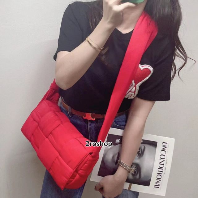 보테가베네타카세트크로스백