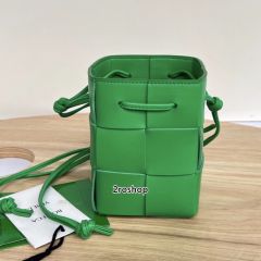 보테가베네타버킷백