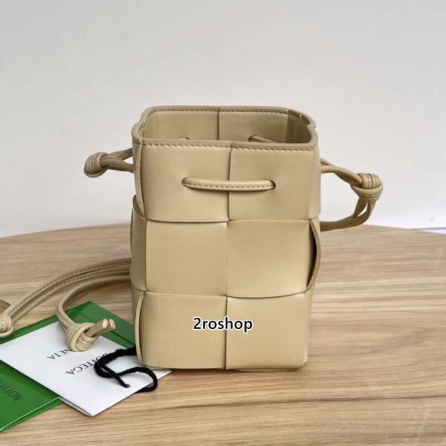 보테가베네타버킷백