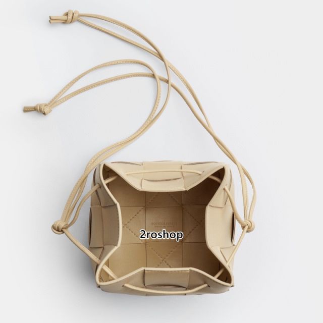 보테가베네타버킷백