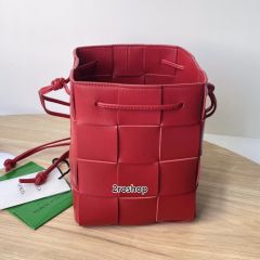 보테가베네타버킷백