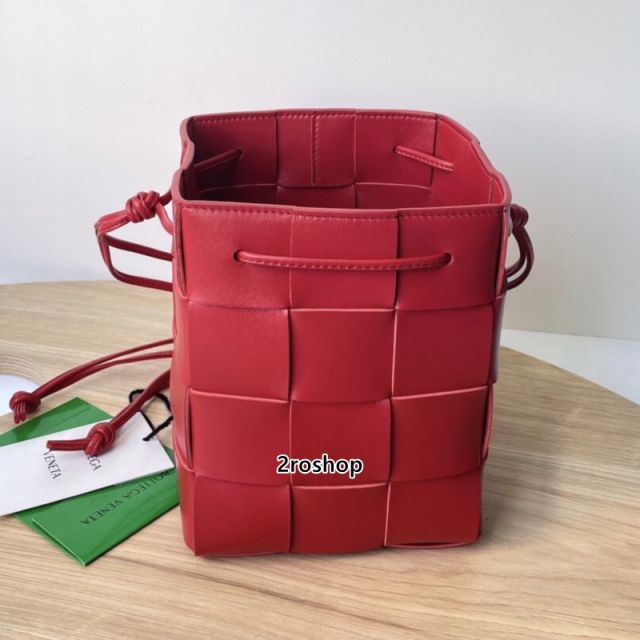 보테가베네타버킷백