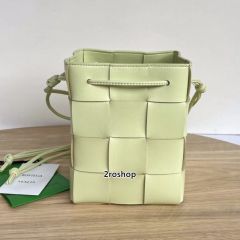 보테가베네타버킷백