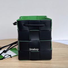 보테가베네타버킷백