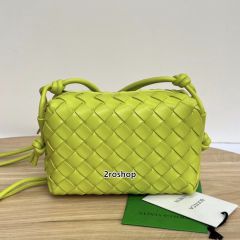 보테가베네타크로스백