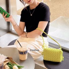 보테가베네타크로스백