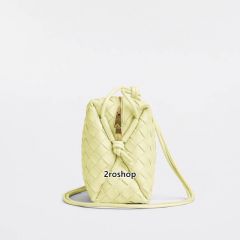 보테가베네타카매라백