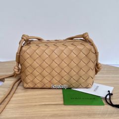 보테가베네타크로스백