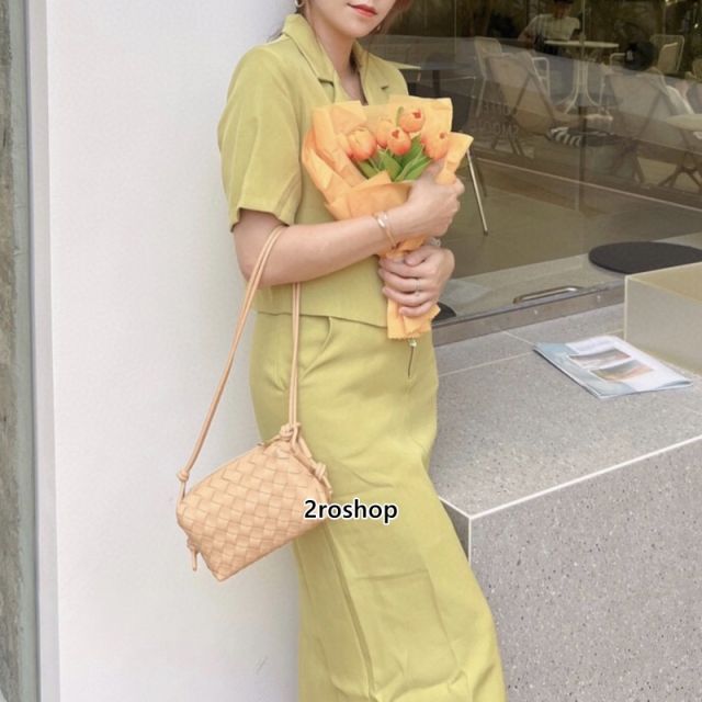 보테가베네타크로스백