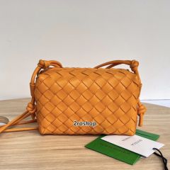 보테가베네타크로스백