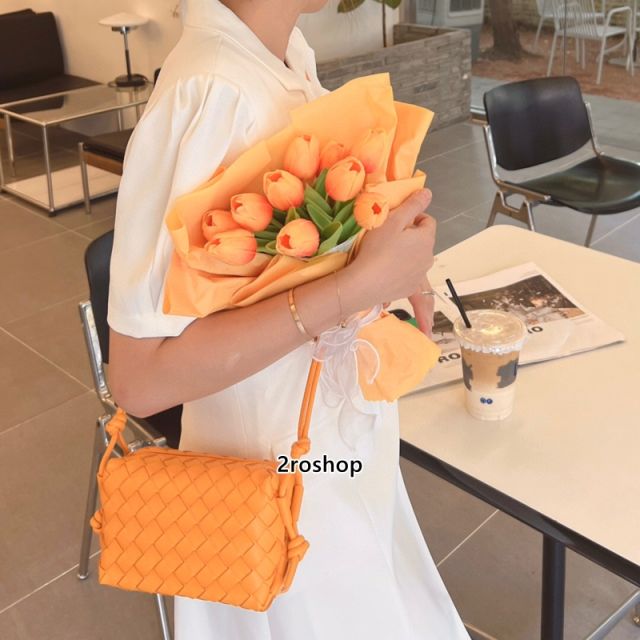 보테가베네타크로스백