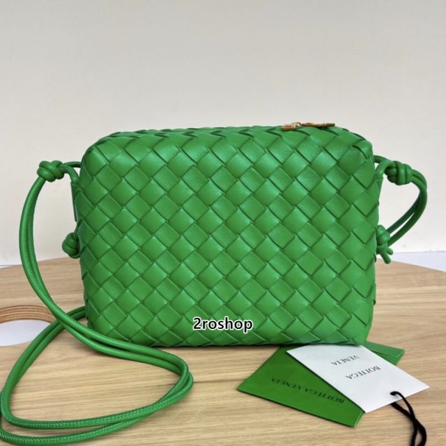 보테가베네타크로스백