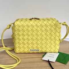 보테가베네타크로스백