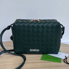 보테가베네타크로스백