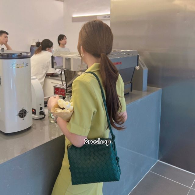 보테가베네타크로스백