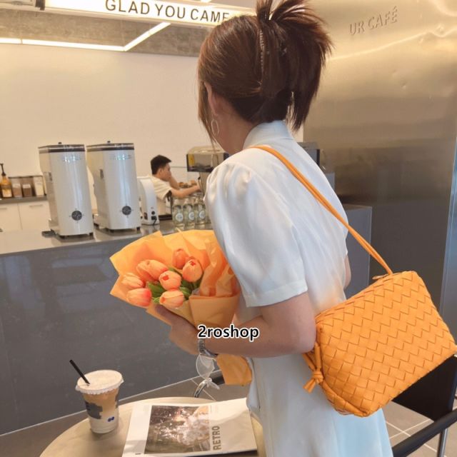 보테가베네타크로스백