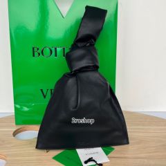 보테가베네타클러치