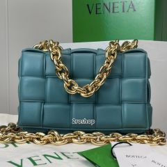 보테가베네타패딩체인카세트백