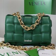 보테가베네타패딩체인카세트백