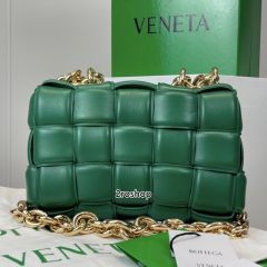 보테가베네타패딩체인카세트백