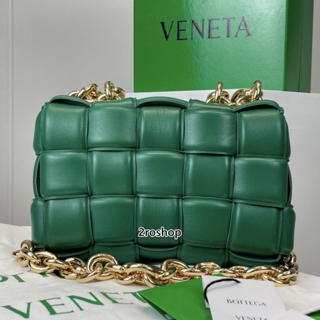 보테가베네타패딩체인카세트백