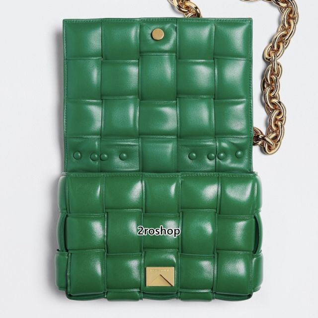 보테가베네타패딩체인카세트백