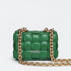 보테가베네타패딩체인카세트백