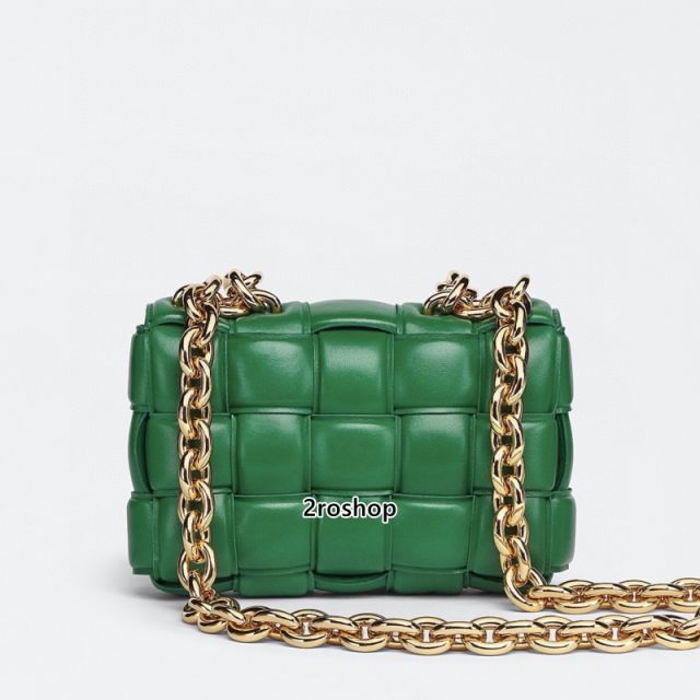 보테가베네타패딩체인카세트백