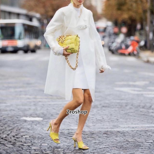 보테가베네타패딩체인카세트백